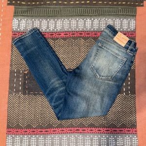 Women’s Lucky Brand Bridgette Skinny jeans! Size 6